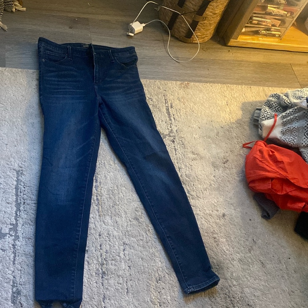 dark wash skinny jeans